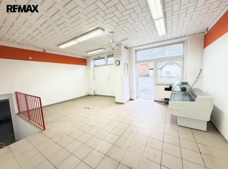 Prodej obchodní prostor, 65 m²