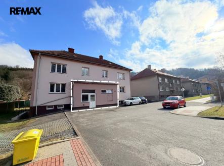 Prodej obchodní prostor, 65 m²