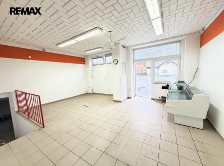 Prodej obchodní prostor, 65 m²