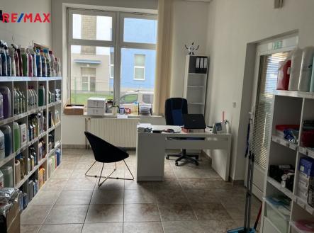 Pronájem obchodní prostor, 105 m²
