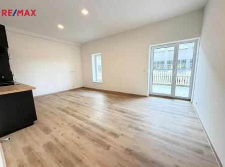 Pronájem bytu, 2+kk, 99 m²