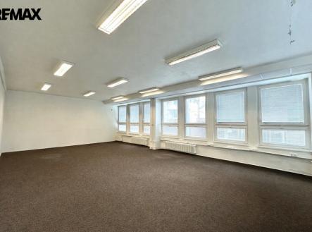 Pronájem kanceláře, 78 m²