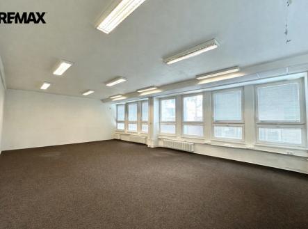 Pronájem kanceláře, 78 m²