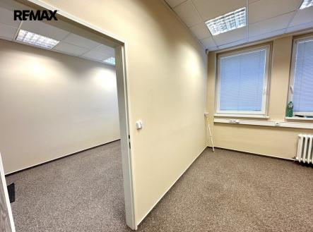 Pronájem kanceláře, 31 m²