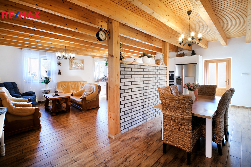 Denisa Myslivcová / 604 191 744