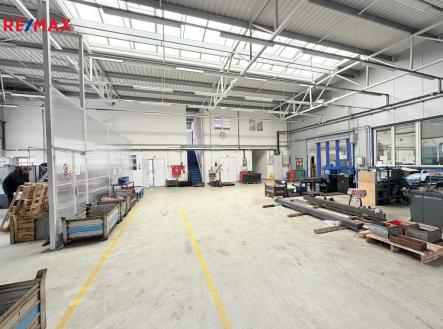 Pronájem výrobní prostor, 610 m²