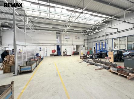 Pronájem výrobní prostor, 610 m²