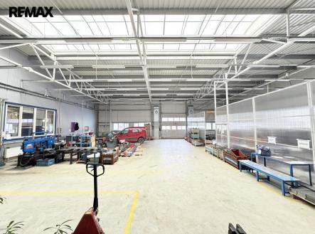 Pronájem výrobní prostor, 610 m²