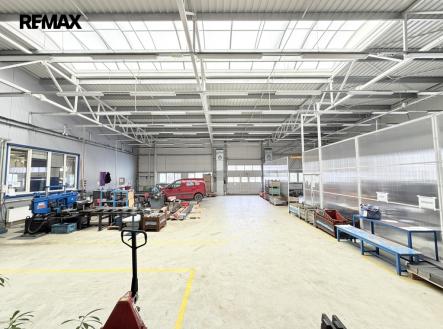 Pronájem výrobní prostor, 610 m²