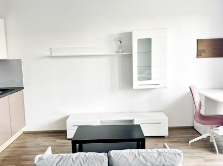 Pronájem bytu, 1+kk, 34 m²