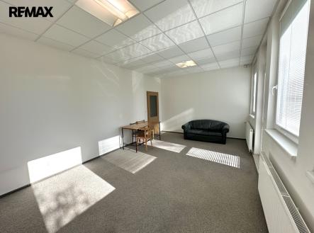 Pronájem kanceláře, 41 m²