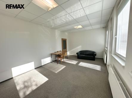 Pronájem kanceláře, 41 m²