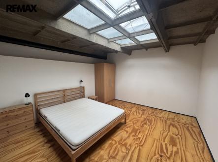 Pronájem bytu, 2+kk, 105 m²