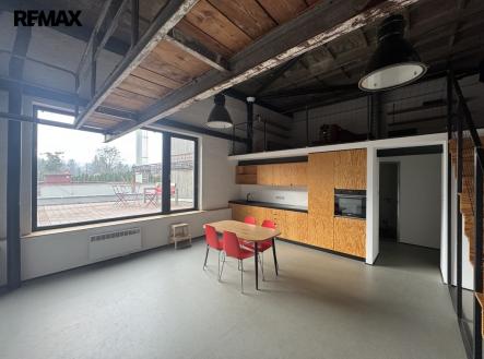 Pronájem bytu, 2+kk, 105 m²