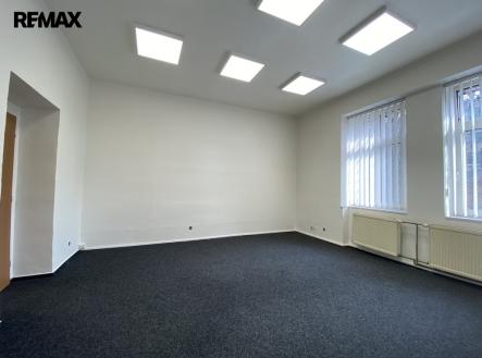 Prodej nájemního domu, 401 m²