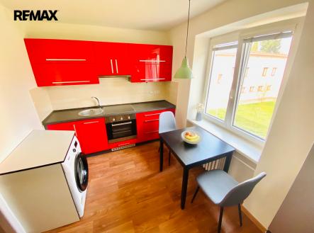 Pronájem bytu, 1+1, 32 m²