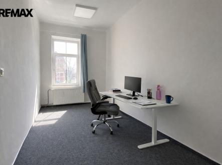 Prodej kanceláře, 401 m²
