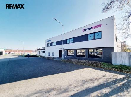 Pronájem kanceláře, 74 m²