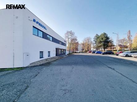 Pronájem kanceláře, 74 m²