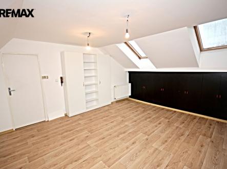 Pronájem bytu, 2+kk, 45 m²