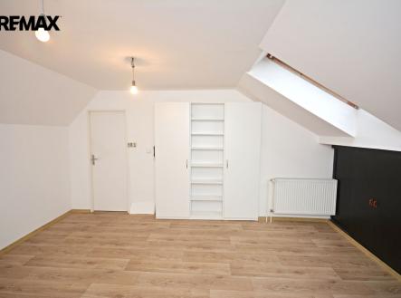 Pronájem bytu, 2+kk, 45 m²