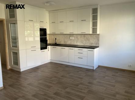 Pronájem bytu, 4+kk, 70 m²