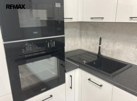 Pronájem bytu, 4+kk, 70 m²