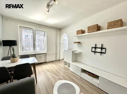 Pronájem bytu, 3+1, 63 m²