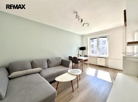 Pronájem bytu, 3+1, 63 m²