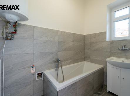 Pronájem bytu, 2+1, 86 m²