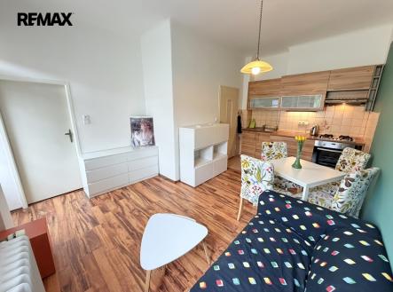 Pronájem bytu, 2+kk, 45 m² obrázek