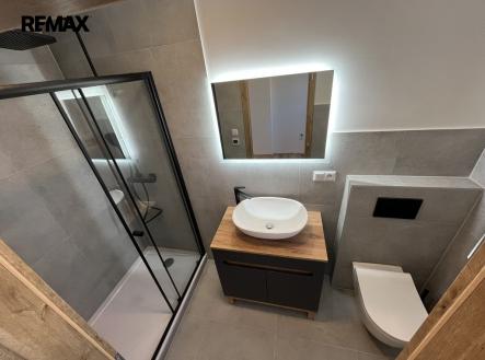 Pronájem bytu, 1+kk, 34 m²