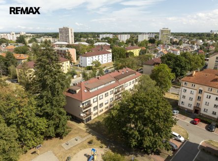 Prostorný byt 3+1 s možností úpravy na 4+kk | 88 m² | a dvěma lodžiemi, Pardubice – Bílé Předměstí