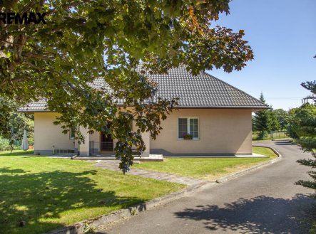 Prodej domu/vily, 168 m², Police – náhled fotky 3