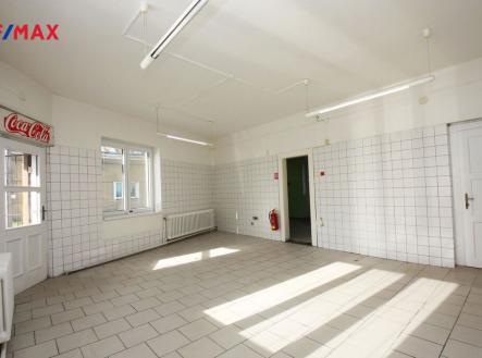 Pronájem - obchodní prostor, 64 m²