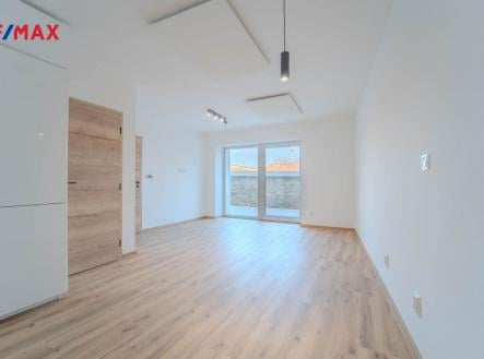 Pronájem bytu, 3+kk, 99 m²