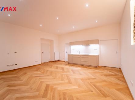 Pronájem - kanceláře, 43 m²