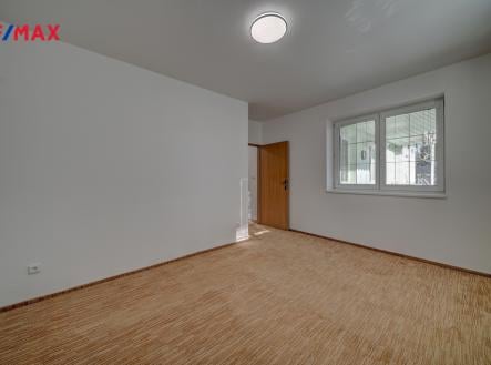 Pronájem bytu, 4+kk, 99 m²