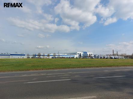 Prodej pozemku pro komerční výstavbu, 8 994 m²