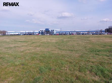 Prodej pozemku pro komerční výstavbu, 8 994 m²