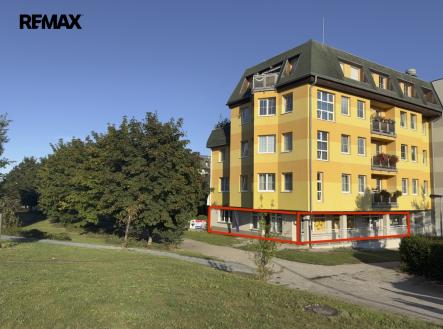 Prodej obchodní prostor, 141 m²