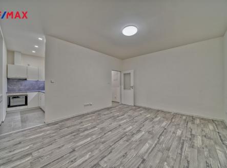 Pronájem bytu, 3+kk, 57 m²