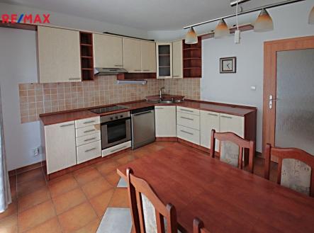 Pronájem bytu, 2+1, 72 m²