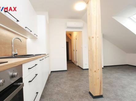 Pronájem bytu, 2+kk, 44 m²