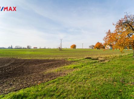 Prodej pozemku pro bydlení, 9 214 m²