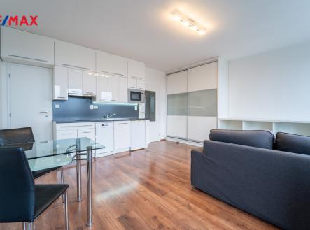 Pronájem bytu, 1+kk, 33 m²