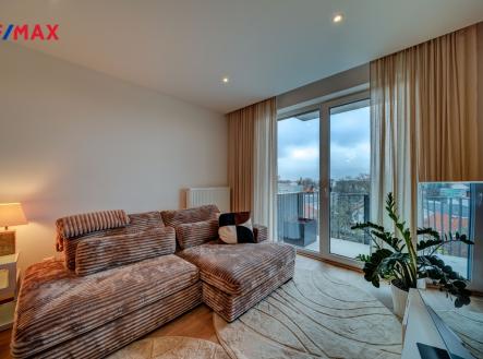 Pronájem bytu, 3+kk, 68 m²