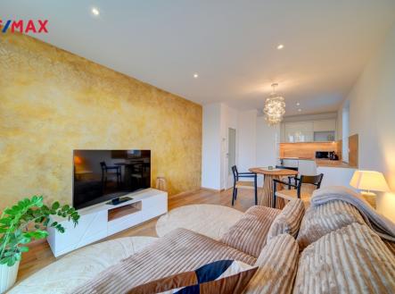 Pronájem bytu, 3+kk, 68 m²