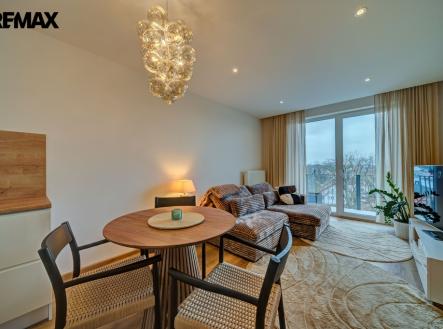 Pronájem bytu, 3+kk, 68 m²