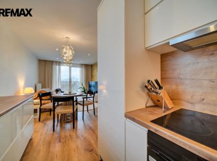 Pronájem bytu, 3+kk, 68 m²